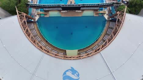 SeaWorld-Orlando’s-central-stadium-and-surrounding-pools