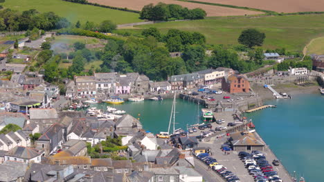 Aerial-view-over-quaint-Padstow-harbour-on-bank-of-Camel-Estuary,-UK