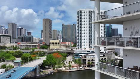 Barrio-De-Brickell-En-Miami,-Florida