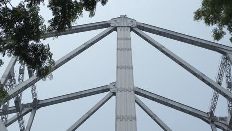 El-Puente-Howrah-Es-El-Puente-Voladizo-Más-Largo-De-Asia-Construido-Por-La-Compañía-East-India-En-1983.