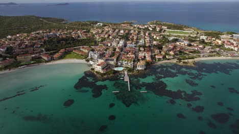 Luxury-Hotel-On-The-Coast-Of-Golfo-Aranci-And-The-Tyrrhenian-Sea-In-Sardinia,-Italy