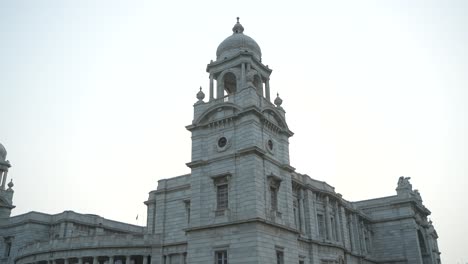 Victoria-Memorial-Hall-Dieser-Marmorpalast-Wurde-1921-Von-Der-Britischen-Regierung-Im-Zentrum-Von-Kalkutta-Zum-Gedenken-An-Königin-Victoria-Errichtet