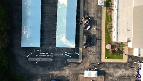 Direct-aerial-tracking-over-the-festival-grounds