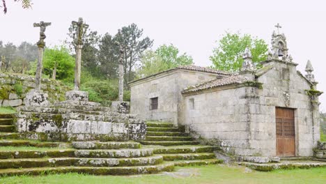 Calvary-of-Beade-and-San-Roque-Chapel-in-Beade,-Ourense,-Galicia,-Spain