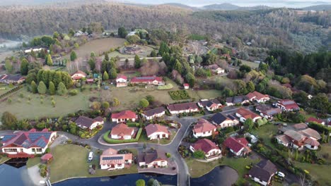 Aerial-view-of-a-small-Swiss-Village-in-Australia