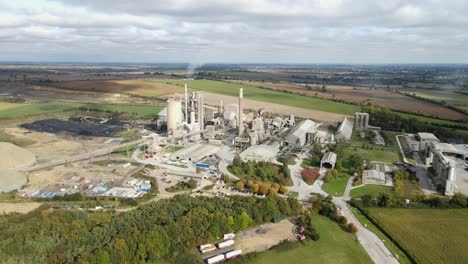 Vista-Aérea-De-La-Planta-De-Procesamiento-De-Cantera-De-Kenton-Cement-Works-En-El-Reino-Unido