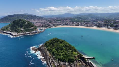 Establishing-aerial-shot-San-Sebastian-Spain