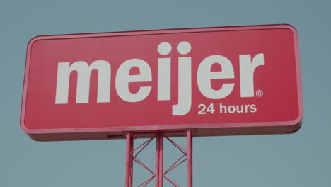 Meijer-store-sign-in-Okemos,-Michigan-with-stable-video-shot