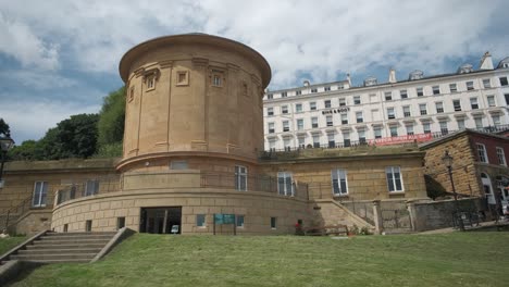 footage-of-the-Scarborough-Museum,-North-Yorkshire-on-a-summer-day-in-July-with-Hotels-behind