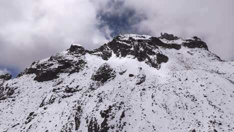 In-the-Andes-of-Ecuador,-Carihuairazo-Volcano-stands-tall