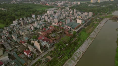 Static-shot-of-narrow-residential-houses-in-a-densely-populated-urban-area-of-Hanoi,-Vietnam,-houses-known-as-"tube-houses