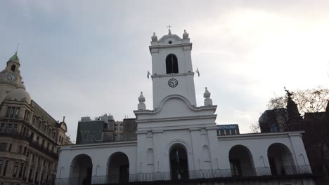 Establishing-shot-of-The-Cabildo-colonial-Independence-house-of-Argentina-travel-spot