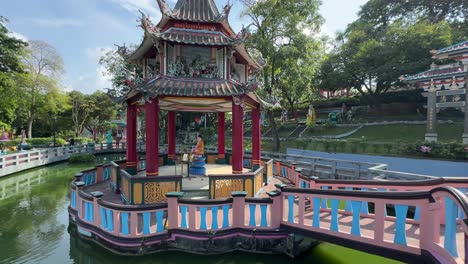 Atracción-Escénica-De-La-Vista-Del-Parque-De-La-Mitología-Antigua-En-Haw-Par-Villa,-Singapur