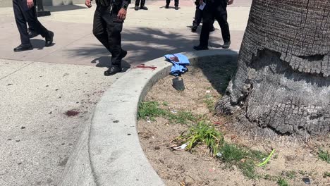 Agentes-De-Policía-Investigan-Crímenes-Violentos-En-La-Plataforma-Del-Metro.