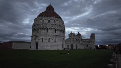 Pisa-Baptisterio-De-St