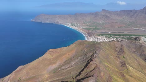 Drone-Shot,-Coastline-of-Sao-Vicente,-Cape-Verde