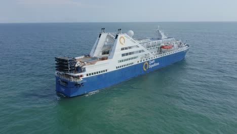 Quark-Expeditions-old-passenger-vessel-Ocean-Diamond-at-anchor-offshore-Uruguay