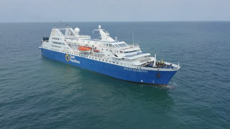 Quark-Expeditions-old-passenger-vessel-Ocean-Diamond-at-anchor-offshore-Uruguay