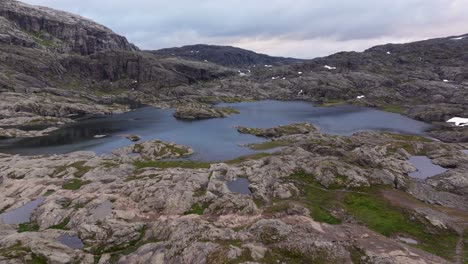 Beautiful-Mountain-Lake-on-Cloudy-Day-in-Norway