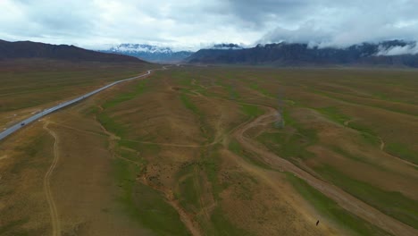 Aerial-view-of-the-Green-Mountains-and-peaceful-nature