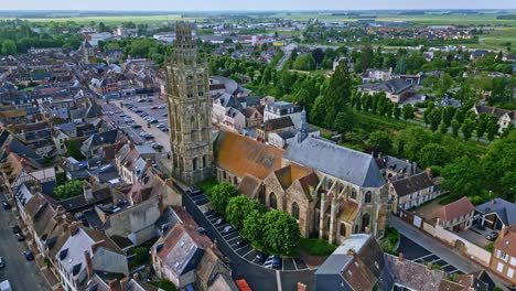 The-Church-of-the-Madeleine-of-Verneuil-sur-Avre,-France