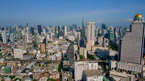 Torre-única-Inacabada-De-Sathorn-En-El-Distrito-De-Sathorn-De-Bangkok,-Tailandia