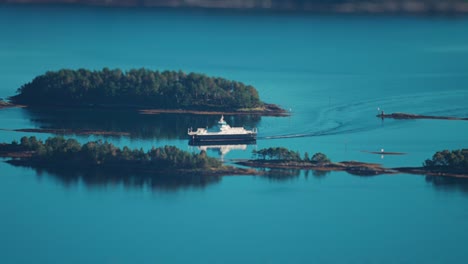 A-ferry-maneuvers-between-islets-on-its'-way-to-the-Molde-port