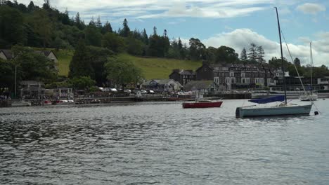 Escenas-Del-Lago-Windermers-Cerca-De-Ambleside