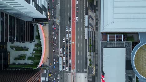 Vista-Aérea-Panorámica-Perpendicular-Hacia-La-Izquierda-Del-Dron