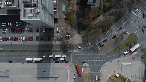 Disfrute-De-Impresionantes-Imágenes-Tomadas-Con-Un-Dron-De-Un-Paisaje-Urbano-Alemán-En-Un-Día-Soleado-Y-Caluroso.