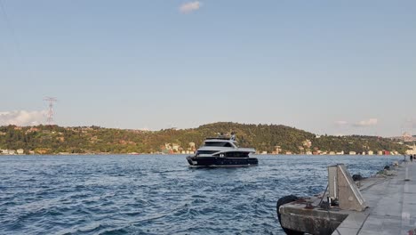 Bosphorus,-bridge,-ships,-mosques,-buildings,-people-and-life-in-Istanbul,-Turkiye,-Turkey