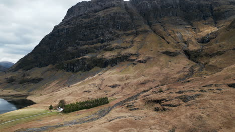 Lagangarbh-Hut-Scotland-valley-glencoe-white-house-waterfall-Drone-4k