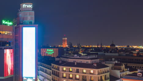 Timelapse-Nocturno-De-La-Plaza-Del-Callao-En-Madrid-Por-La-Noche-Durante-La-Temporada-Navideña