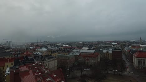 Drohnenaufnahmen-Der-Verregneten-Stadt-Helsinki,-Finnland