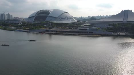 Toma-Aérea-De-Drones-Del-Estadio-Nacional-De-Singapur-Durante-El-Amanecer