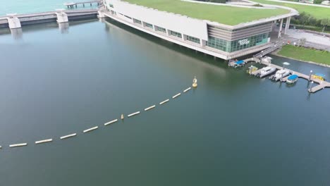 Aerial-drone-shot-of-Marina-Barrage-in-Singapore-in-the-morning