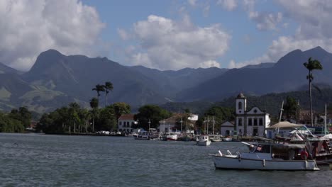 Wide-shot-and-panning-shot-of-downton-Paraty-during-the-day-in-Brazil