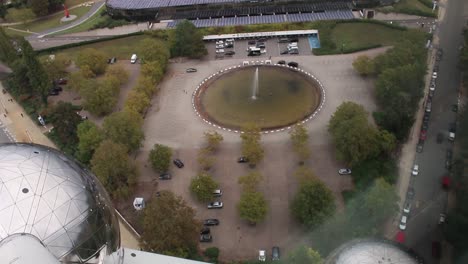 El-Atomium-De-Bruselas-Desde-Lo-Alto,-Vista-Panorámica