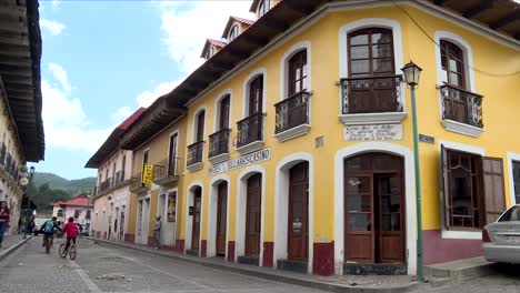 long-shot-of-the-corner-in-a-beautiful-colourful-mexican-town