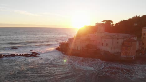 Bahía-Del-Silencio,-Sestri-Levante,-Italia