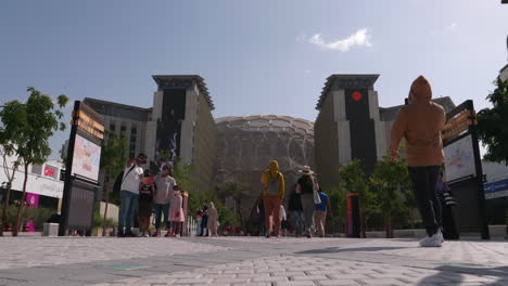 Visitors-enter-the-Al-Wasl-Plaza-in-Dubai-Expo-2020