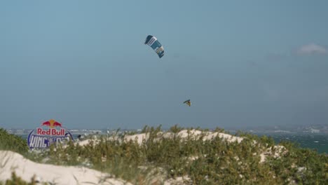 El-Kitesurfista-Holandés-Giel-Vlugt-Toma-El-Aire-En-Red-Bull-Kota-2021