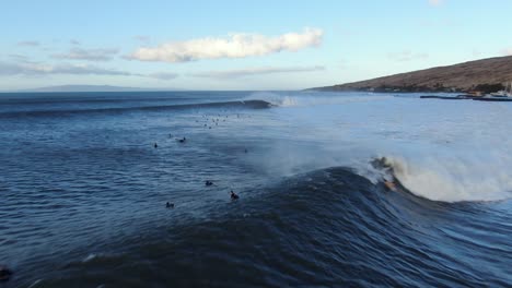 big-surf-in-maalaea-maui-hawaii-during-a-south-west-swell-in-july-2022