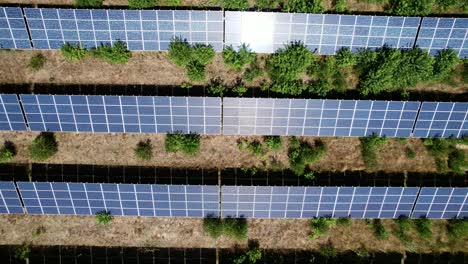 Aerial-view-of-solar-power-station-and-solar-energy-panels