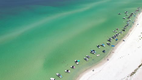 Shell-Island-Beach-Shuttle-Boats-For-Rental-In-Panama-City,-Florida,-United-States