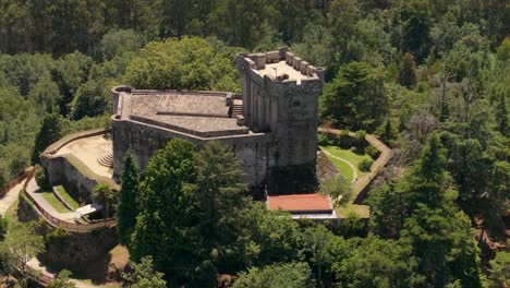 Castle-Of-Sobroso-In-Galicia,-Spain---Aerial-Shot