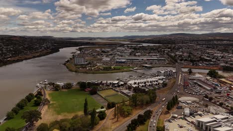 Río-Tamar-Y-Río-North-Esk,-Ciudad-De-Launceston-En-Tasmania,-Australia