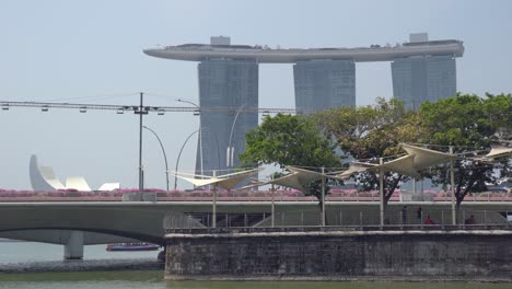 Vista-De-Marina-Bay-Sands-Desde-El-Centro-De-Singapur