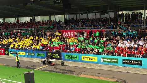 Live-Musikkonzert-Vor-Dem-Fußballspiel-Am-Sporttag-Im-Laugardalsholl-Sportzentrum-Und-Stadion