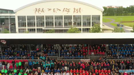 Concierto-Musical-En-Vivo-Antes-Del-Partido-De-Fútbol-En-El-Centro-Deportivo-Y-Estadio-Laugardalsholl-Durante-La-Copa-Del-Rey-Internacional